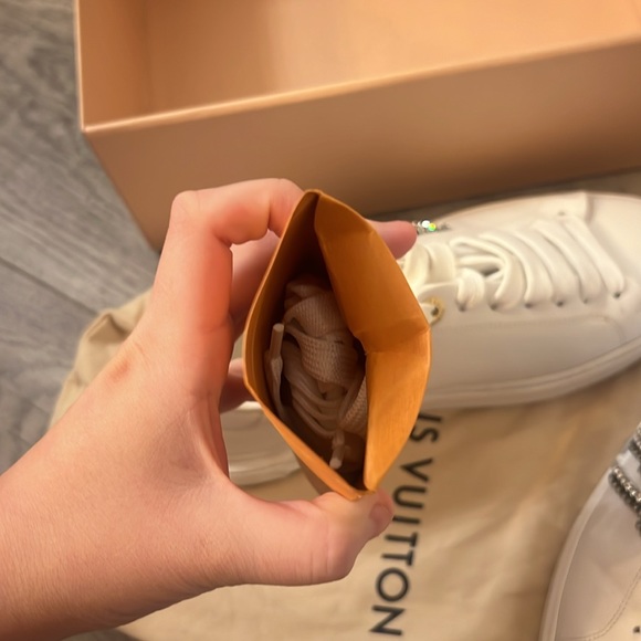 Louis Vuitton sneakers - Picture 9 of 10
